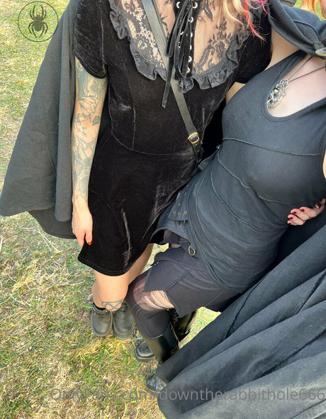 downtherabbithole666 schauspielerin beste fotos