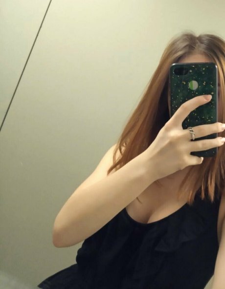 little nnata heiße xxx foto