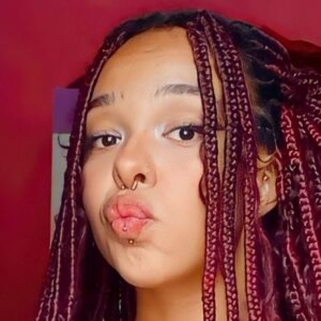 Sofia Bun akt galerie