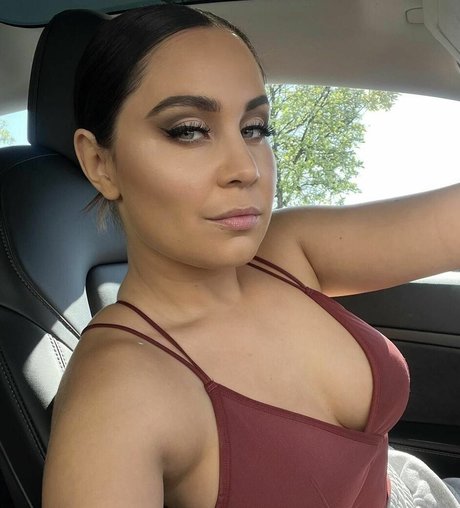 Anna Abreu hübsche nette bilder