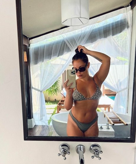 Anna Abreu xxx heiße galerie