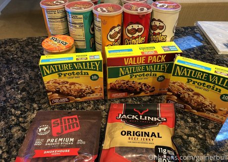 gainerbull pornostar kunst archiv