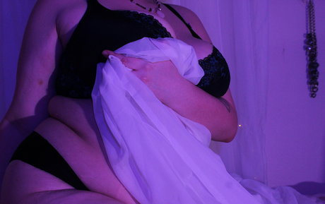 aphroditetummy freie akt bild