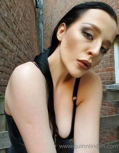 heyitsquinn akt fotos