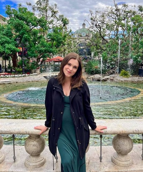 Eliza Taylor nacktheit sexy fotos