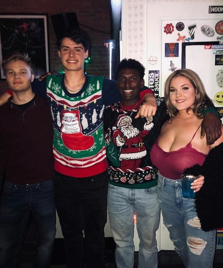 ebenholz-joi onlyfans kunst nackt archiv