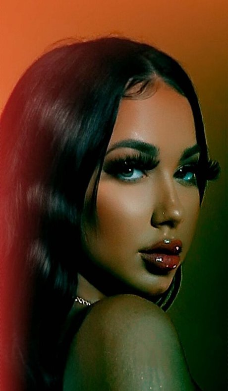 Teyah Stephens nackt schöne bild