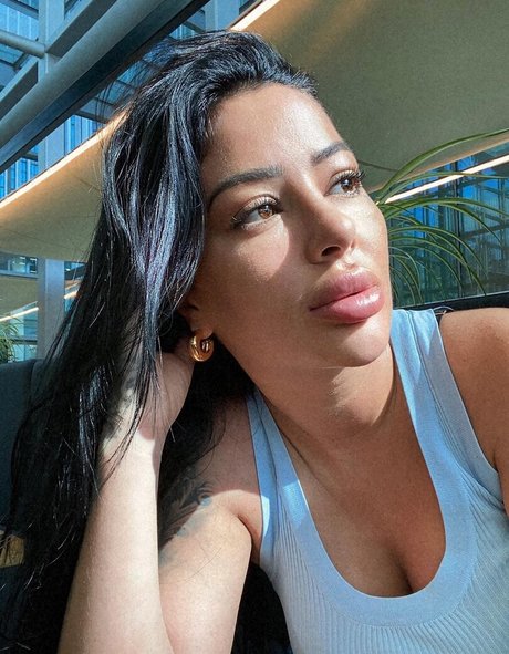 monicasuarez erotische perfekte fotos