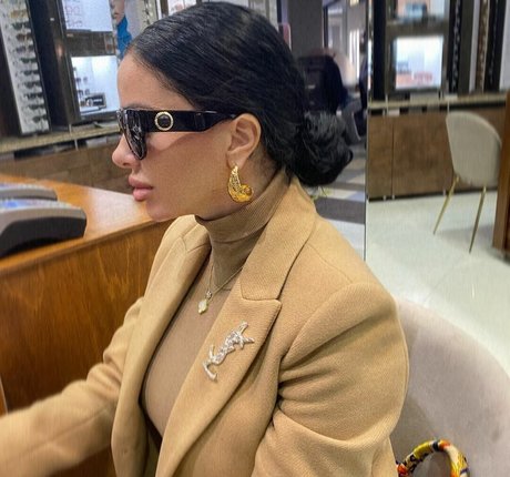 monicasuarez exklusive schöne galerie