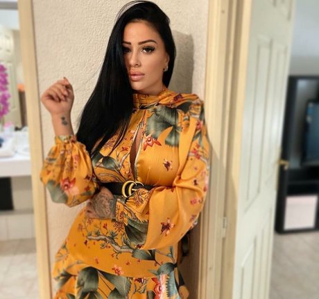 monicasuarez heiße nackt foto