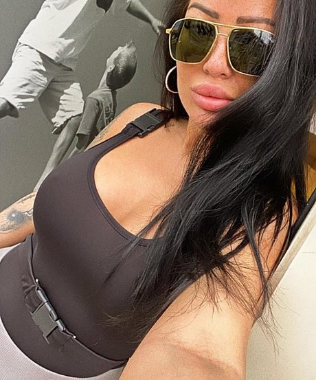 monicasuarez hd pornografische foto