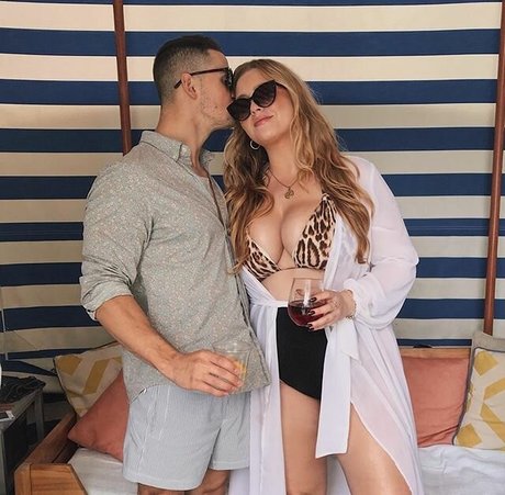 Amanda R model nackt archiv