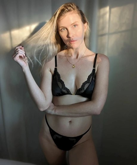 Mallory Moore porno erwachsene fotos