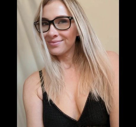 Mallory Moore hd heiße fotos