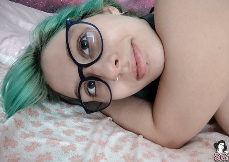 Spaceywho model nackte archiv