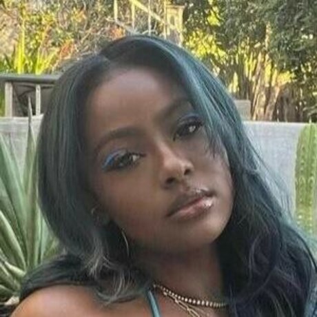 Justine Skye xxx schöne archiv