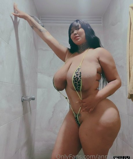 annabellrios exklusive akt archiv