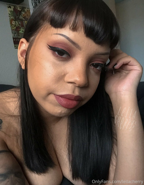 leilacherry exklusive pornostar bilder