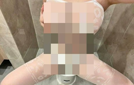 islababess exklusive nackte foto