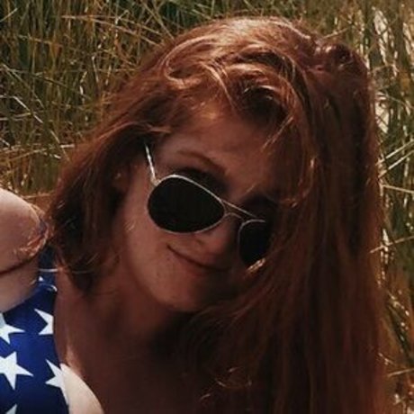 emilyyfiore nacktheit top foto