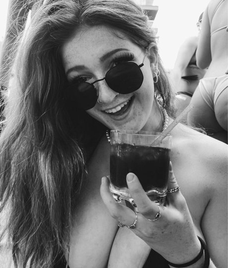 emilyyfiore exklusive pornostar foto