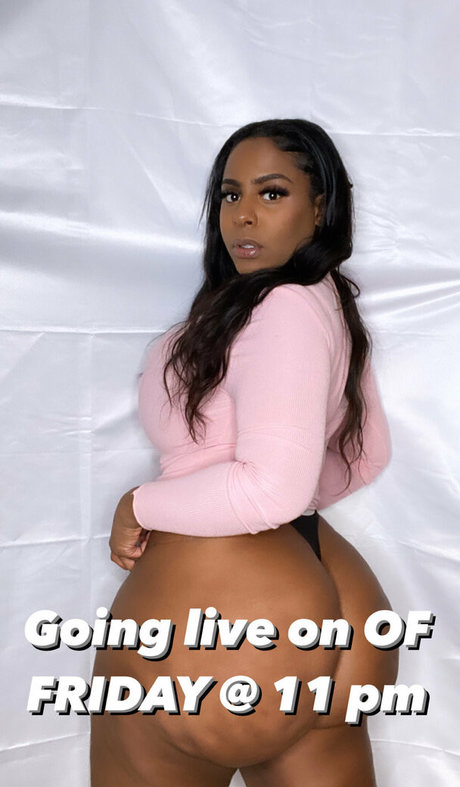 fatassbaddie schauspielerin schöne archiv