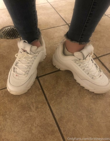 brittneysoles erwachsene kunst galerien