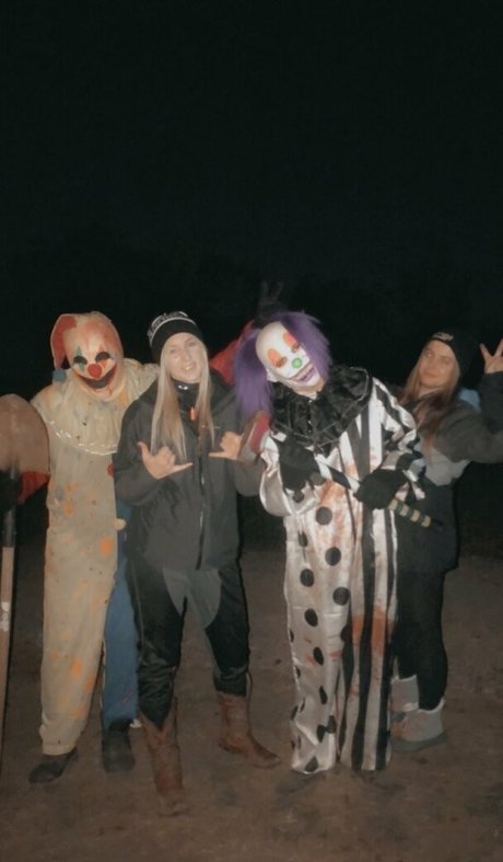 brittneysoles freie kunst archiv