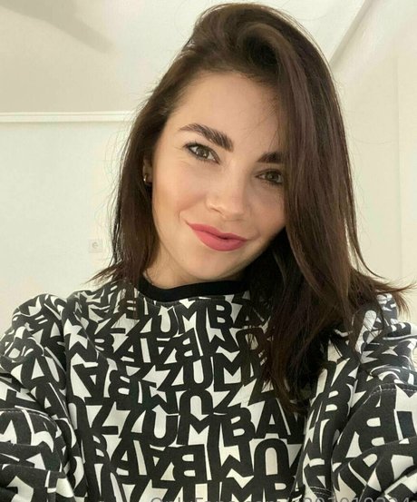 nackte männer onlyfans kunst freie bilder