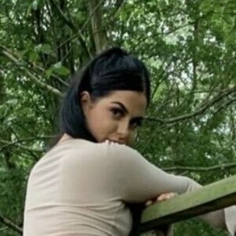 itsamberx model nackte galerien