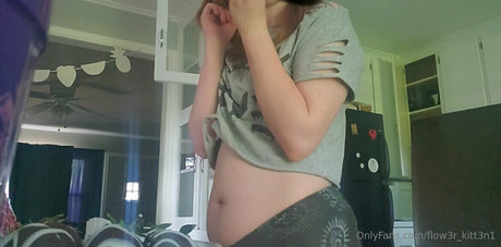 flow3r kitt3n1 freie erotische galerie