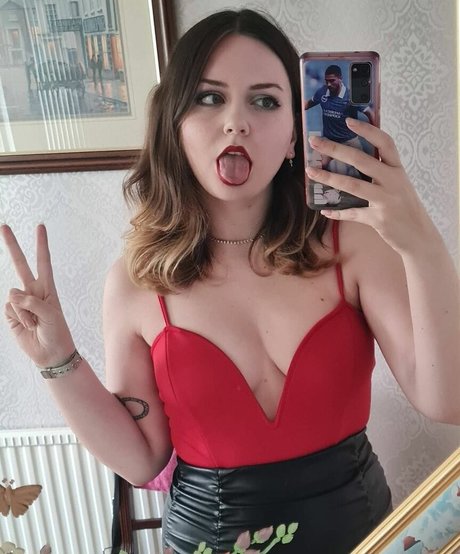 Chloe Holt freie exklusive foto