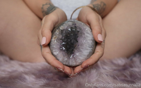 sabsaturnalia schauspielerin heiße bilder