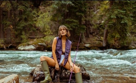 Lacey Claire akt archiv