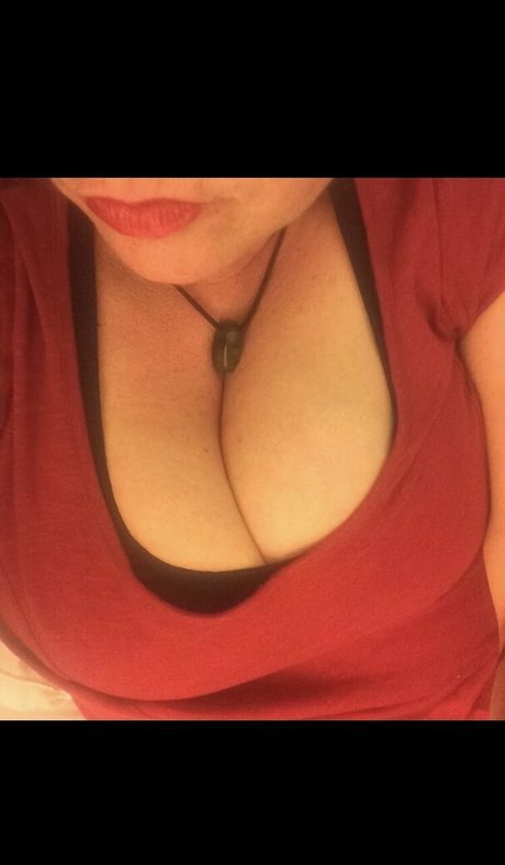 wholelottacurves Bilder