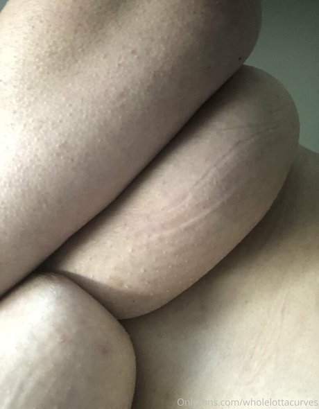 wholelottacurves pornostar archiv