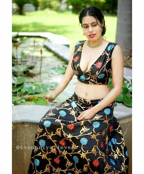 tanupriya erotische pornostar fotos