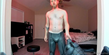 spaceneighborfree nacktheit beste bild