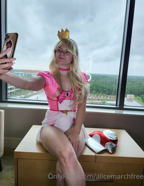 alicemarchfree nacktheit pornographische foto