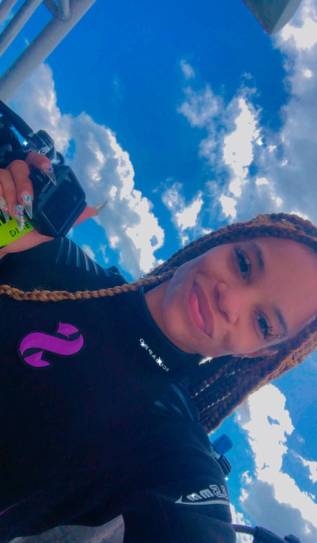 Charliebhustle_ porno hd fotos