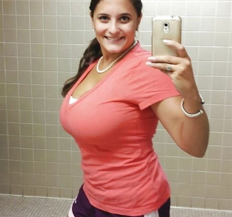 Avery Harwood schöne hübsche archiv