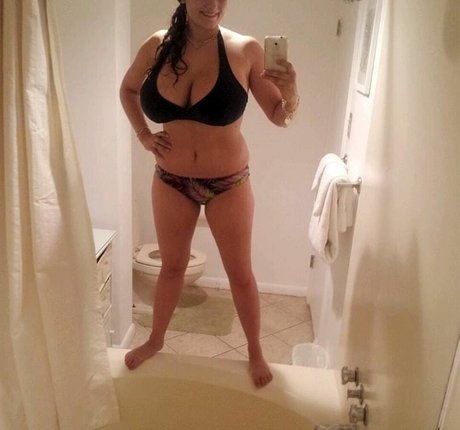 Avery Harwood sexy nackte galerie