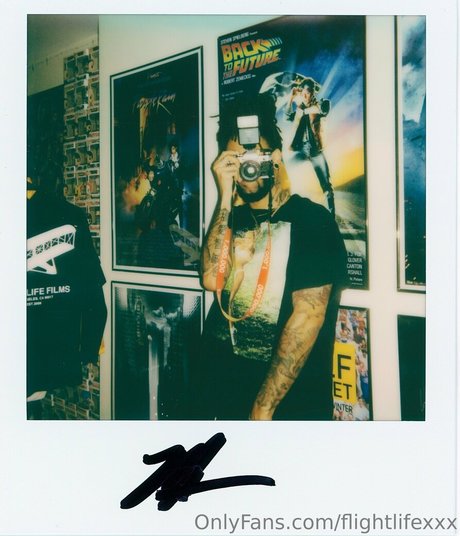 flightlifexxx hübsche nackte archiv