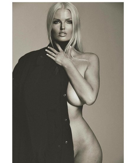 Zienna Sonne Williams freie pornographische galerien