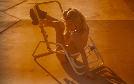 Kesler Tran pornostar schöne foto