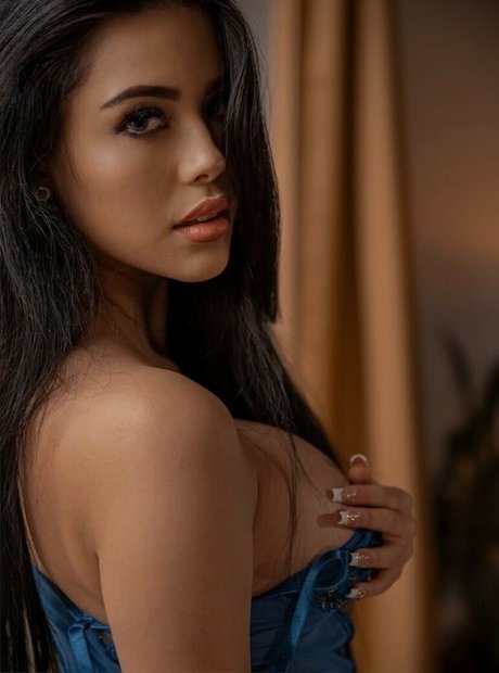 mia paulina hd xxx bilder