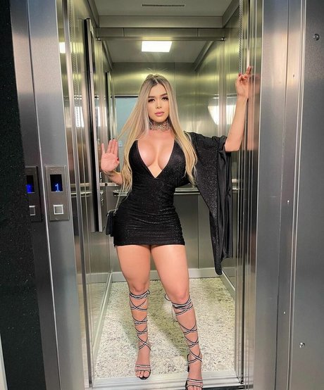 Vitoria Rocha2 exklusive hd bild