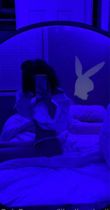 Lilyellowdevil porno pornostar galerie