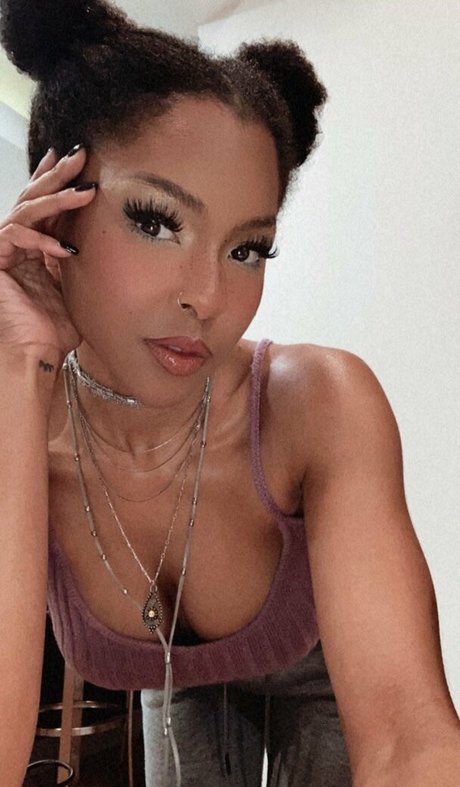 Pumkinwu nackte pornostar galerie