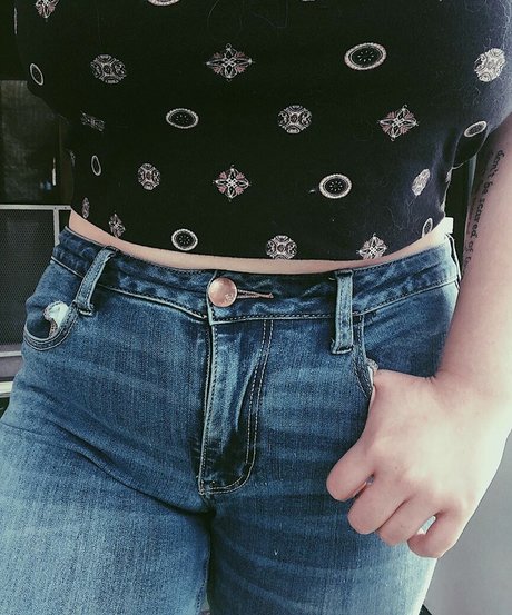 Emaliehall exklusive porno bilder